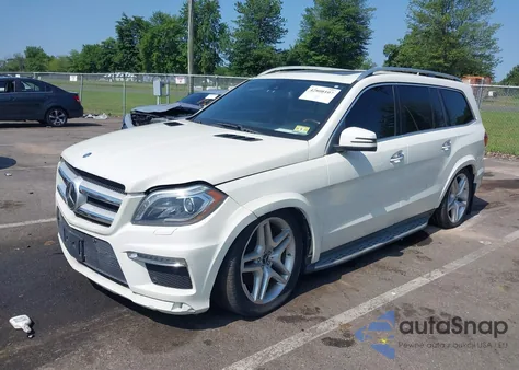 2013 Mercedes-Benz Gl 550 4Matic z USA, uszkodzony, nr VIN 4JGDF7DE7DA100672